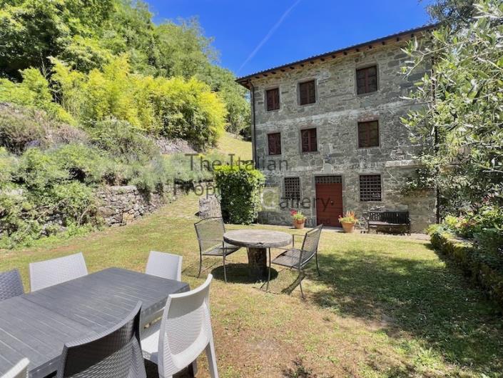 Image No.25-5 Bed House for sale