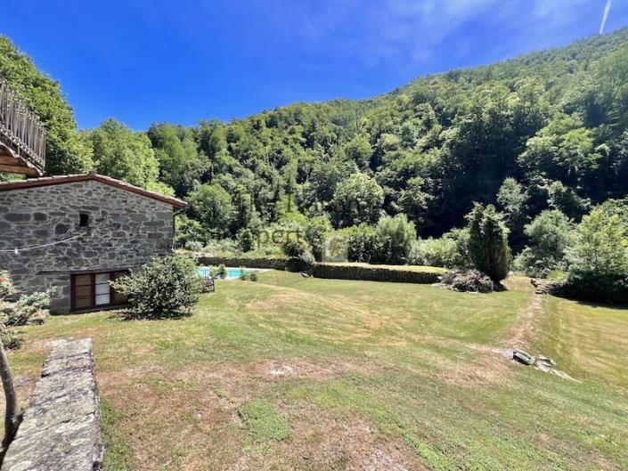 Image No.38-5 Bed House for sale