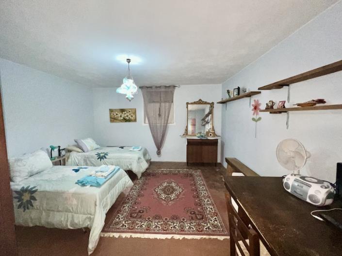 Image No.12-2 Bed House for sale