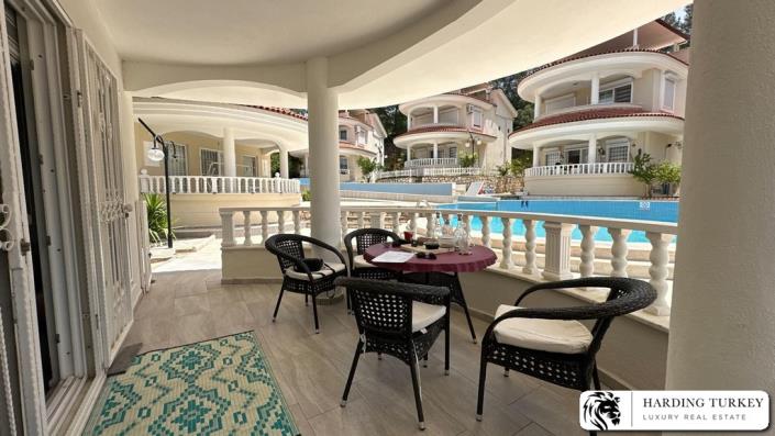 Image No.16-4 Bed Villa / Detached for sale