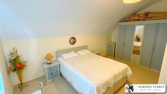 Image No.21-3 Bed Duplex for sale