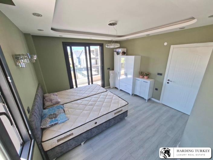 Image No.12-3 Bed Semi-Detached for sale