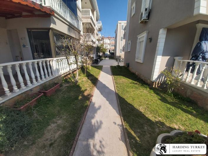Image No.3-4 Bed Semi-Detached for sale
