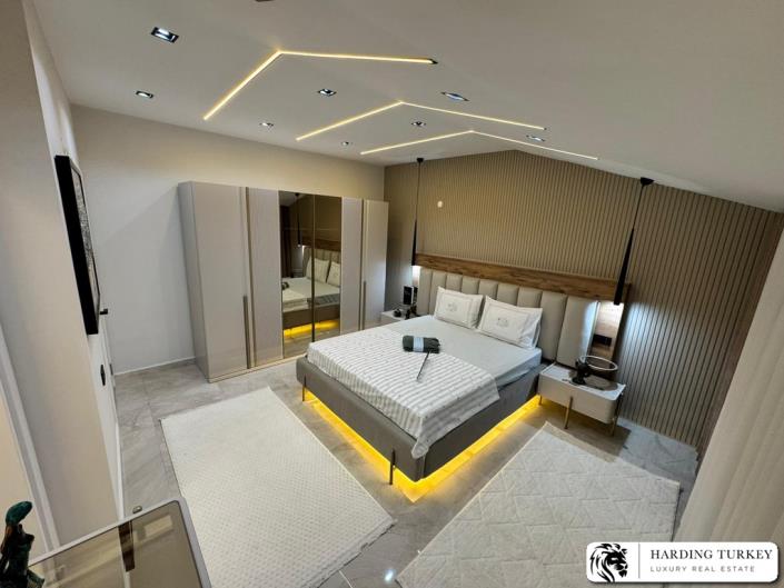 Image No.17-3 Bed Semi-Detached for sale