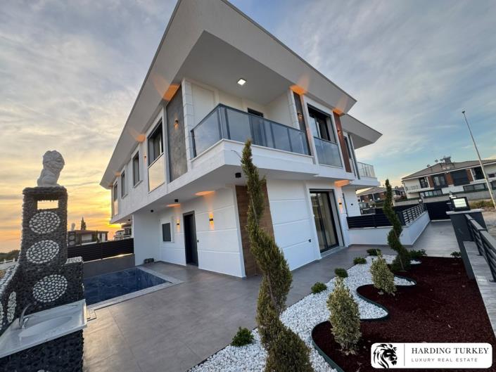 Image No.17-3 Bed Semi-Detached for sale