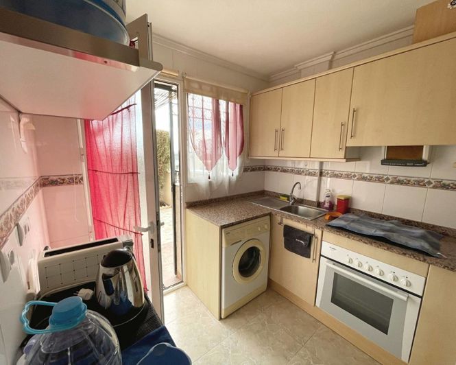 Image No.12-3 Bed Townhouse for sale