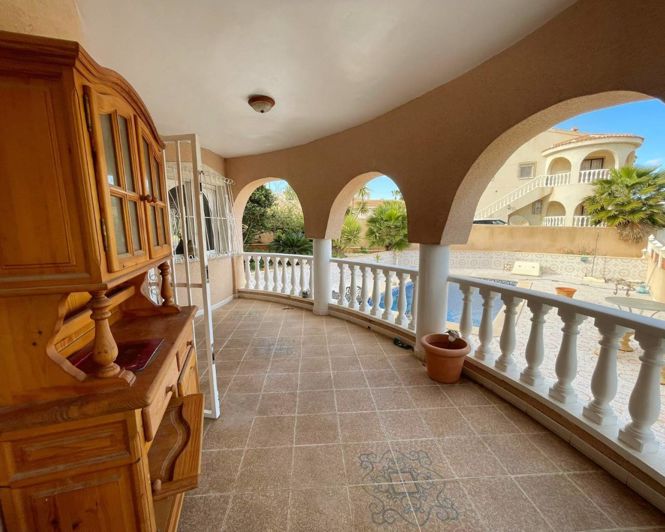 Image No.3-Villa de 5 chambres à vendre à Ciudad Quesada