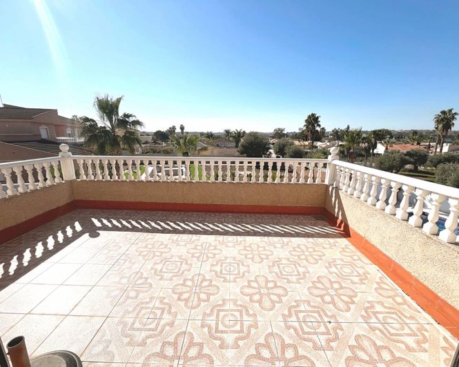 Image No.25-3 Bed Villa for sale