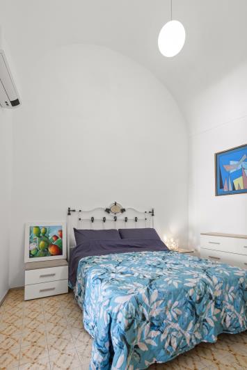 Image No.11-1 Bed Apartment for sale