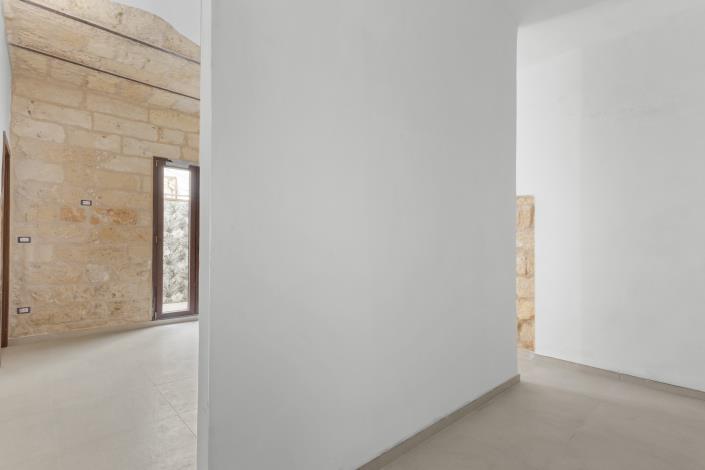 Image No.37-3 Bed Apartment for sale