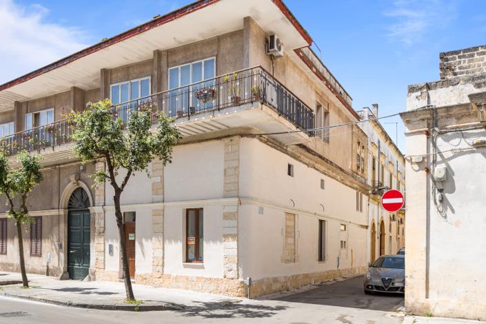 Image No.14-3 Bed Apartment for sale