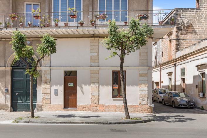 Image No.12-3 Bed Apartment for sale