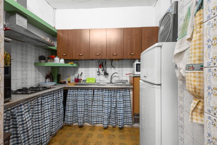 Image No.4-2 Bed House for sale