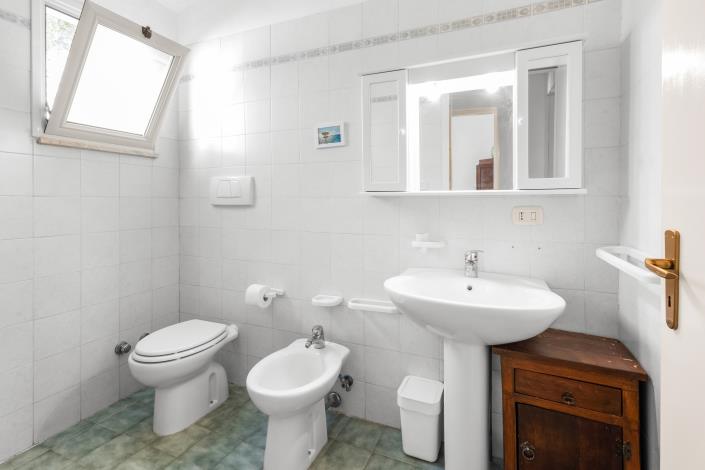 Image No.21-4 Bed House/Villa for sale