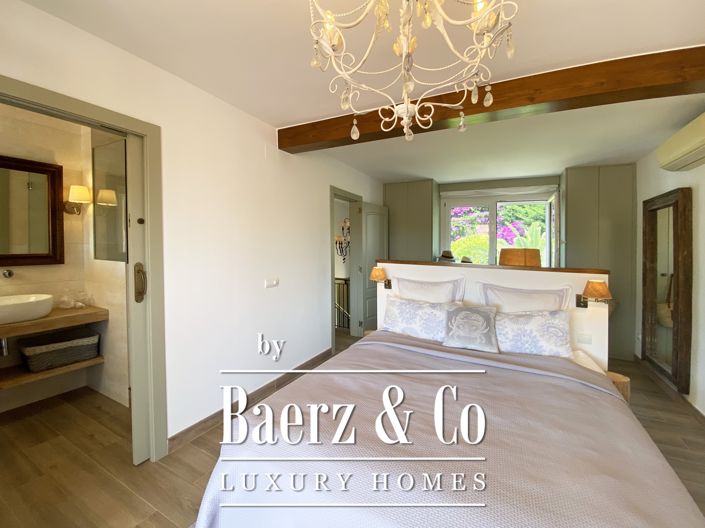 Image No.4-4 Bed House for sale
