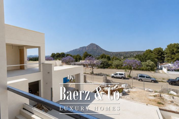 Image No.12-4 Bed Villa for sale