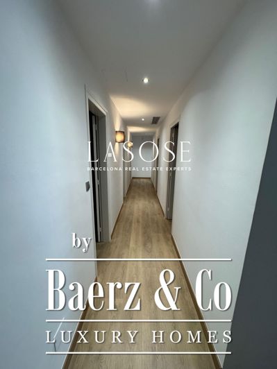 Image No.23-6 Bed Property for sale