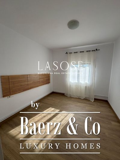 Image No.25-6 Bed Property for sale