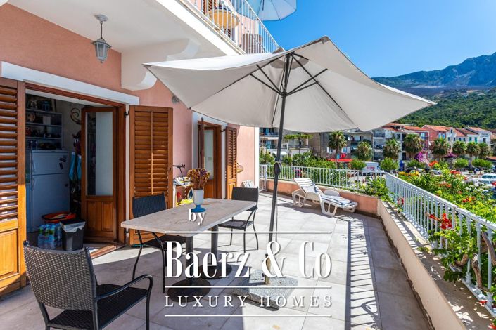 Image No.8-2 Bed Townhouse for sale
