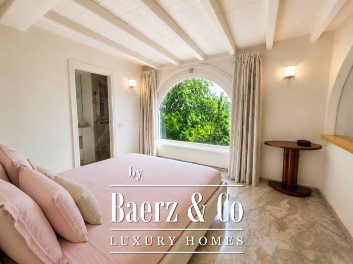 Image No.28-3 Bed Villa for sale