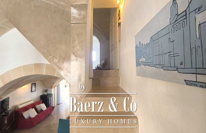 Image No.10-4 Bed House for sale