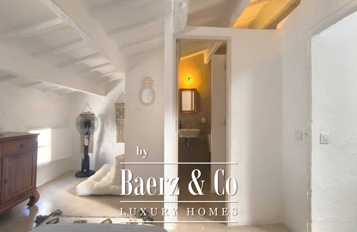 Image No.21-4 Bed House for sale