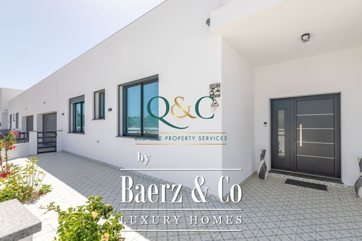 Image No.2-4 Bed Semi-Detached for sale