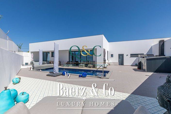 Image No.21-4 Bed Semi-Detached for sale