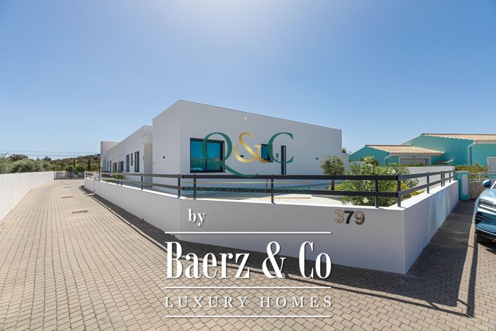 Image No.30-4 Bed Semi-Detached for sale
