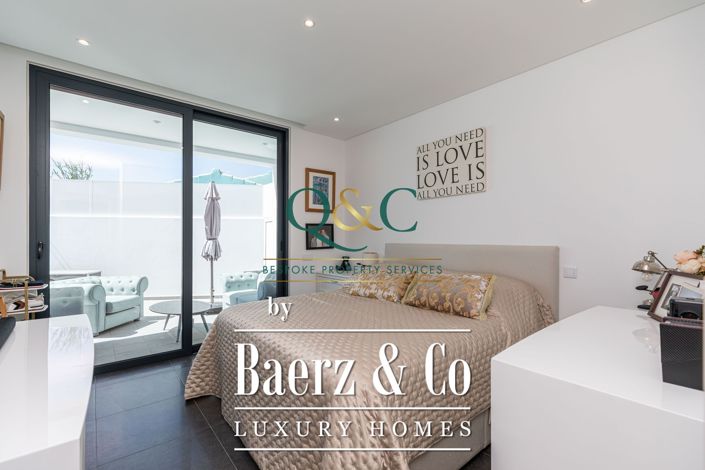 Image No.9-4 Bed Semi-Detached for sale