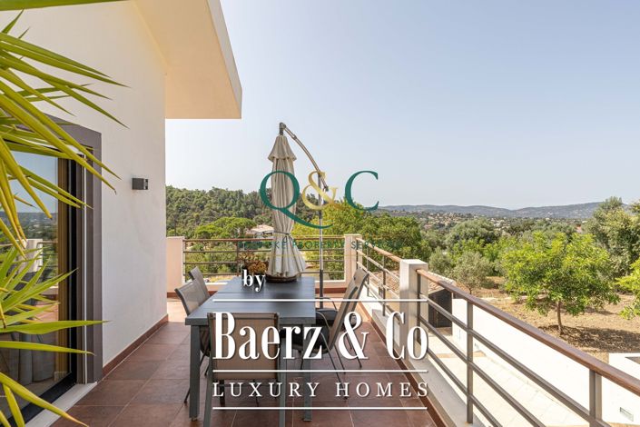 Image No.35-4 Bed Property for sale