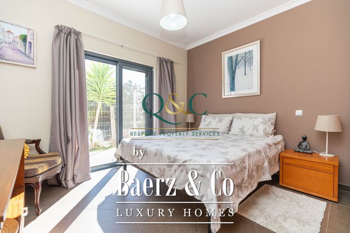 Image No.12-4 Bed Property for sale