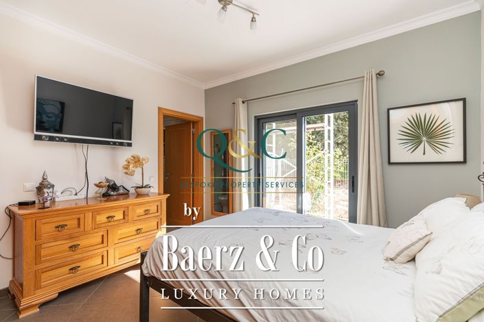 Image No.29-4 Bed Property for sale