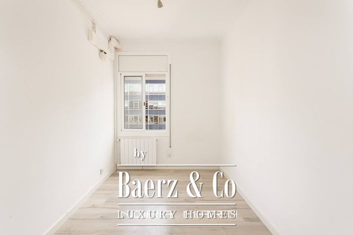 Image No.28-3 Bed Apartment for sale