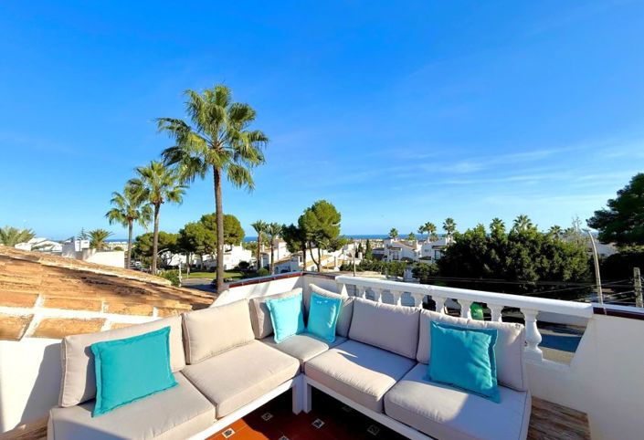 Image No.23-3 Bed Villa for sale