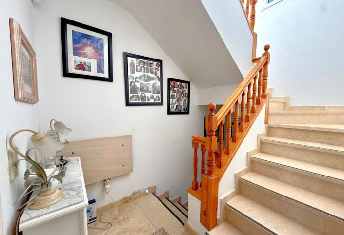 Image No.7-2 Bed Townhouse for sale