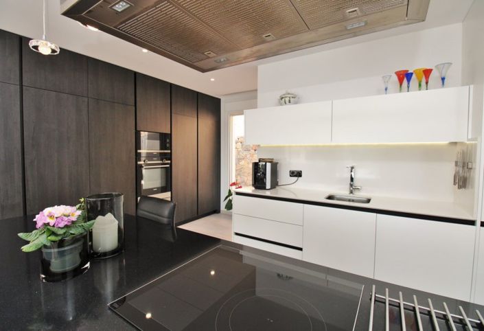 Image No.14-3 Bed Villa for sale