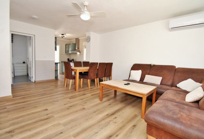 Image No.5-3 Bed Townhouse for sale
