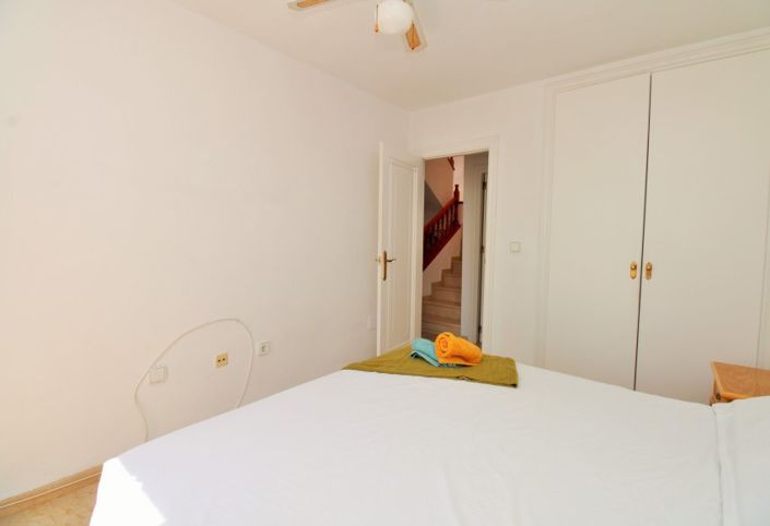 Image No.17-2 Bed Townhouse for sale