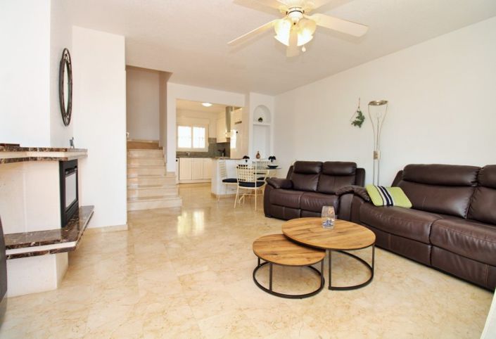 Image No.6-2 Bed Townhouse for sale