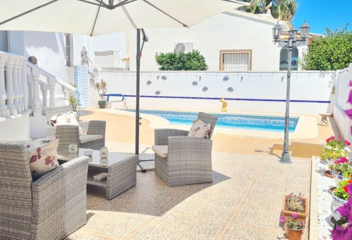 Image No.18-2 Bed Villa for sale