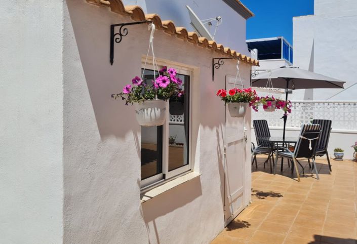 Image No.21-2 Bed Villa for sale