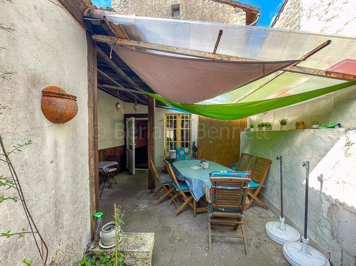 Image No.21-2 Bed House for sale