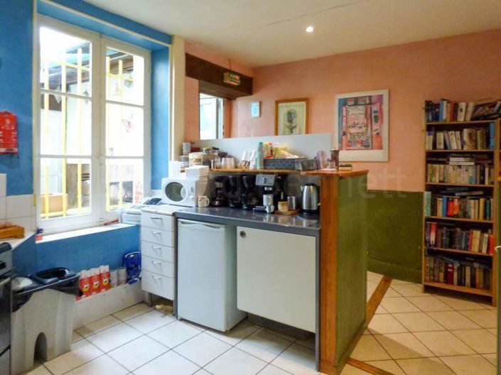 Image No.6-2 Bed House for sale