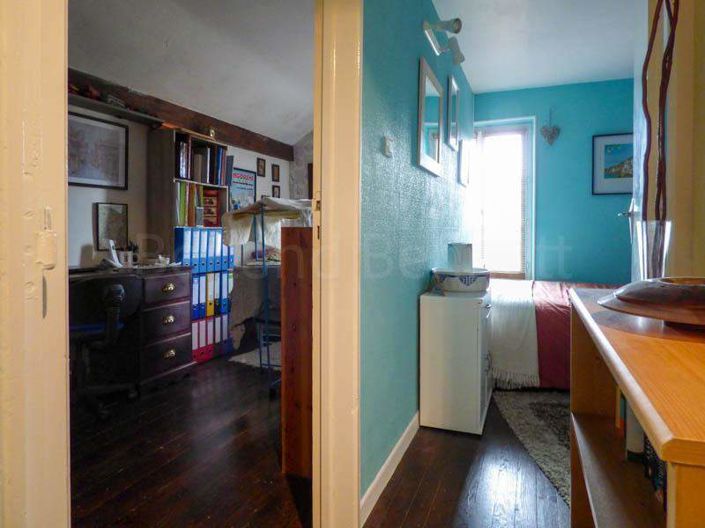 Image No.13-2 Bed House for sale