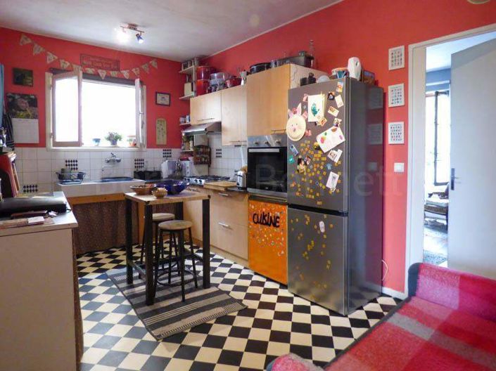 Image No.8-2 Bed House for sale