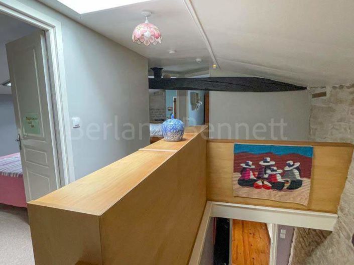 Image No.6-3 Bed House for sale