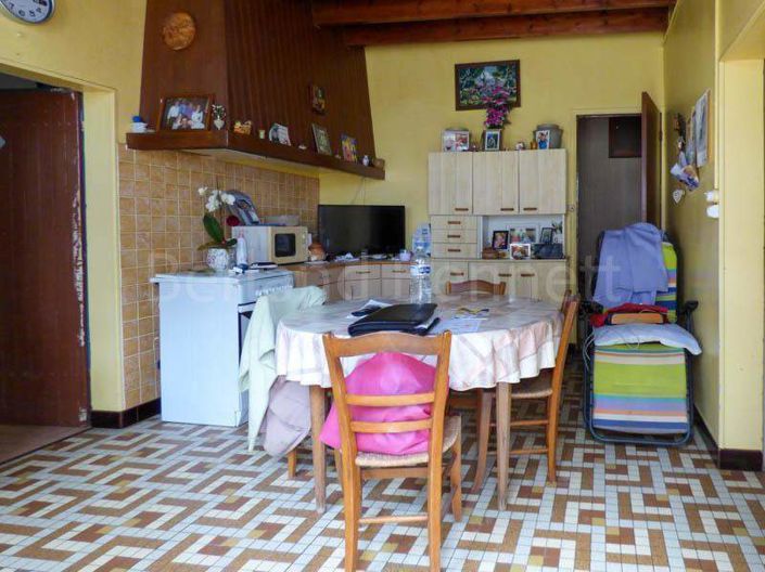 Image No.3-4 Bed House for sale