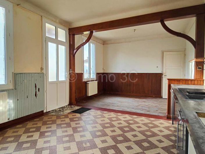 Image No.5-5 Bed House for sale