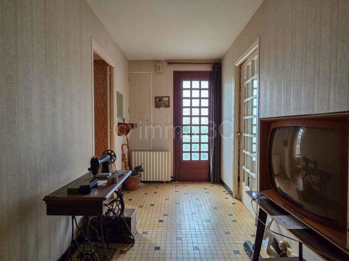 Image No.2-Maison de 3 chambres à vendre à Sauzé-Vaussais
